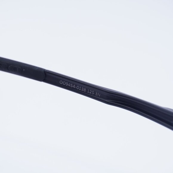 Oakley OO9454 945401 Sunglasses Matte Black Shield Frame, Prizm Black Lenses - Picture 6 of 9